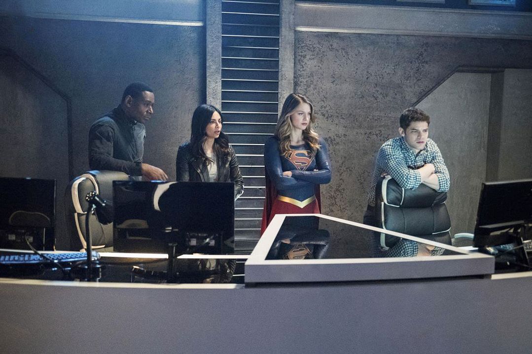 Supergirl : Foto Melissa Benoist, Floriana Lima