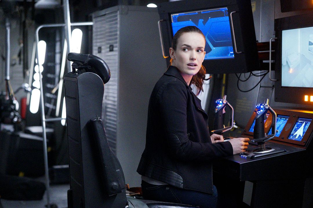 Agentes de S.H.I.E.L.D. : Foto Elizabeth Henstridge