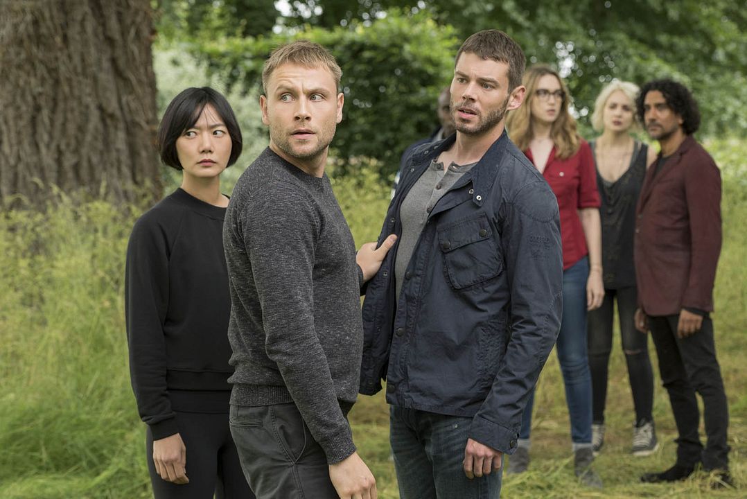 Sense8 : Foto Naveen Andrews, Max Riemelt, Tuppence Middleton, Doona Bae