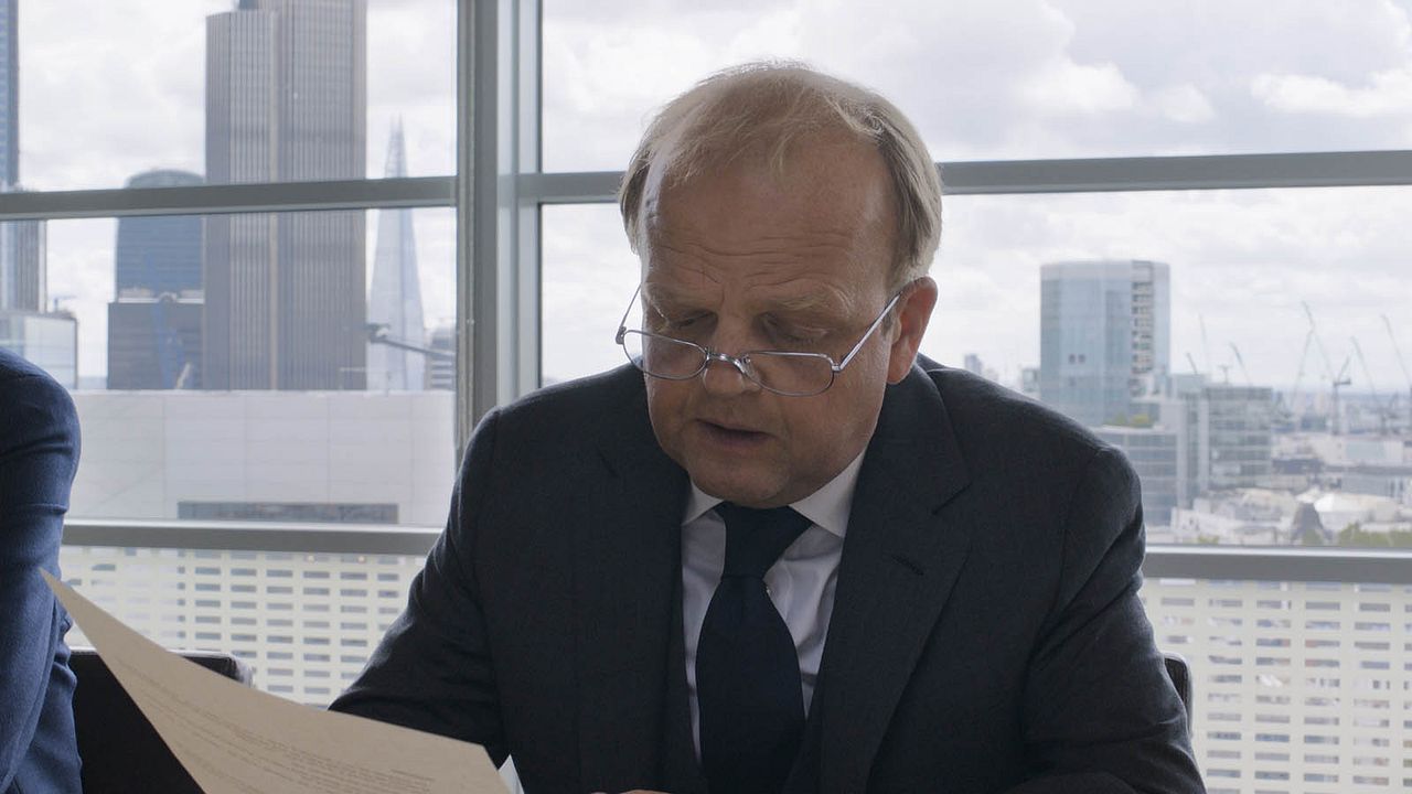 Un final feliz : Foto Toby Jones