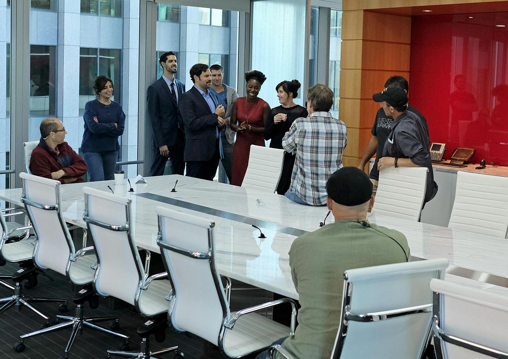 Foto Kirby Howell-Baptiste, Esteban Benito