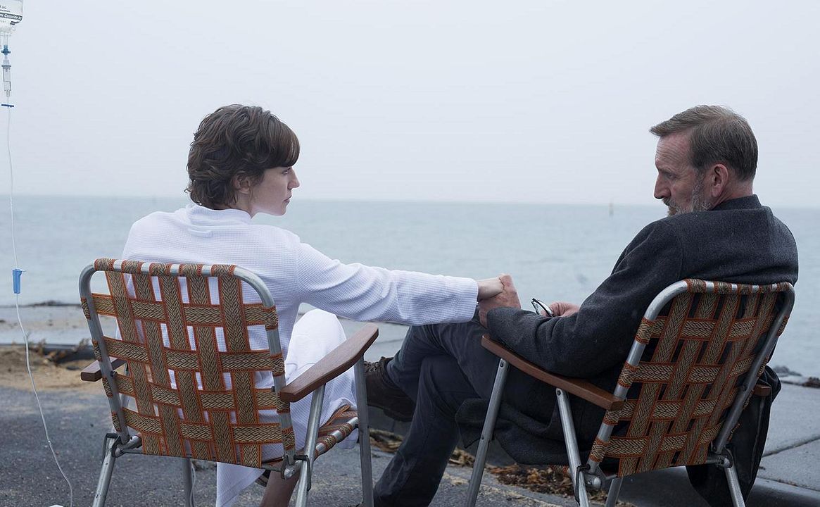 The Leftovers : Foto Christopher Eccleston, Carrie Coon