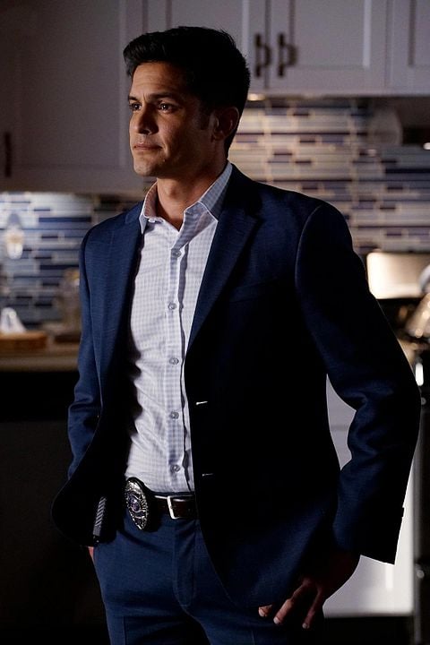 Pretty Little Liars : Foto Nicholas Gonzalez