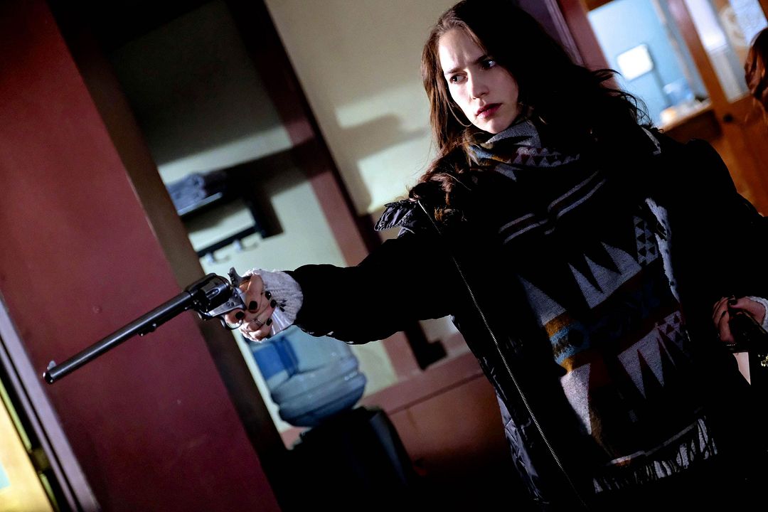 Wynonna Earp : Foto Melanie Scrofano