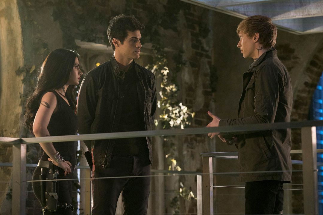 Shadowhunters : Foto Emeraude Toubia