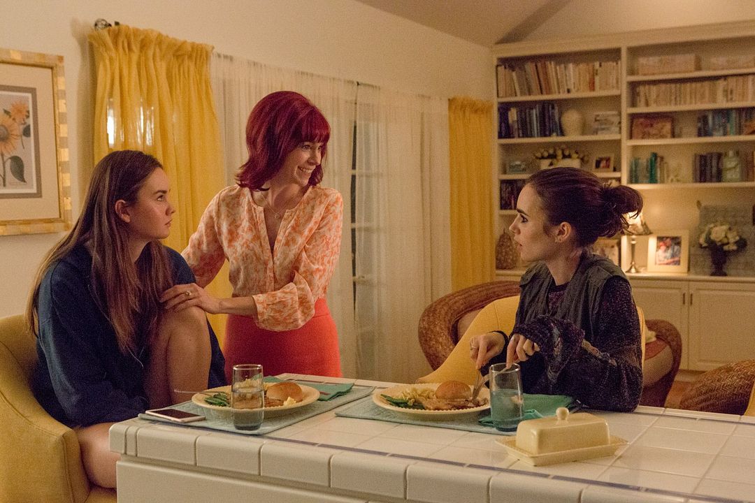 Hasta el hueso : Foto Lily Collins, Liana Liberato, Carrie Preston