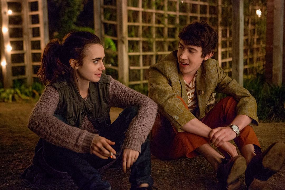 Hasta el hueso : Foto Alex Sharp (II), Lily Collins