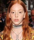 Póster Lily Newmark