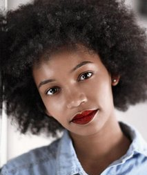 Póster Bethany Antonia