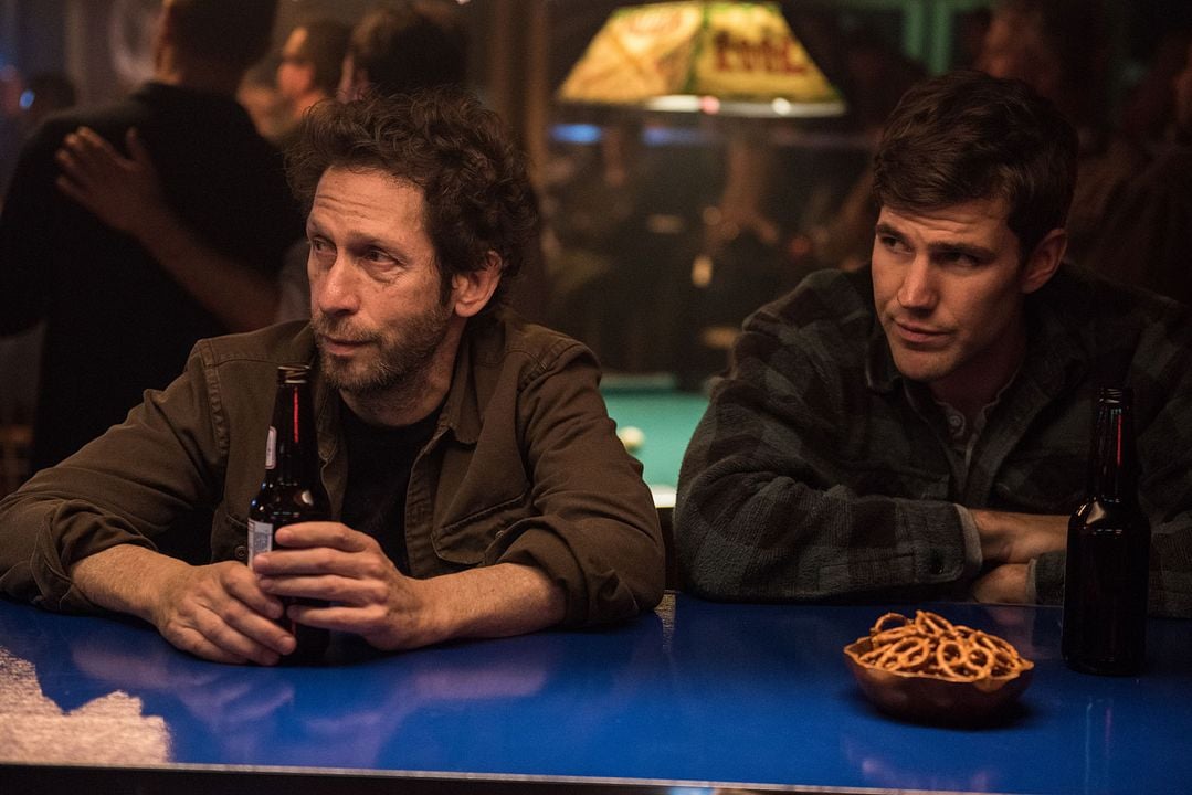 Ella es un monstruo : Foto Austin Stowell, Tim Blake Nelson