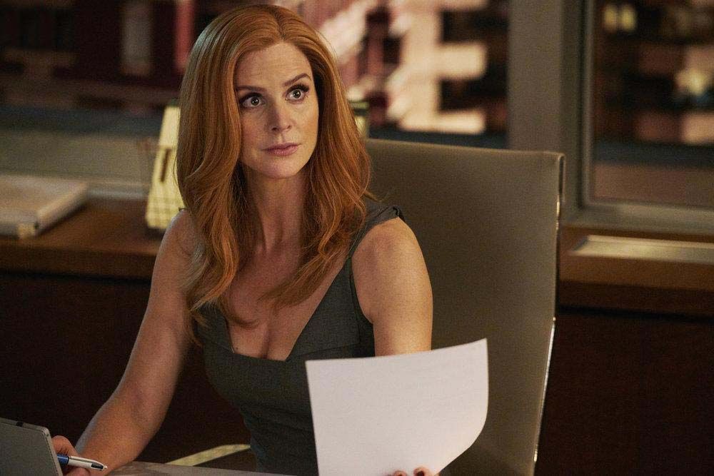 Suits : Foto Sarah Rafferty