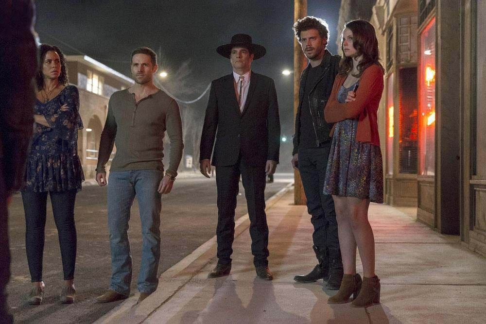 Foto Parisa Fitz-Henley, François Arnaud, Yul Vazquez