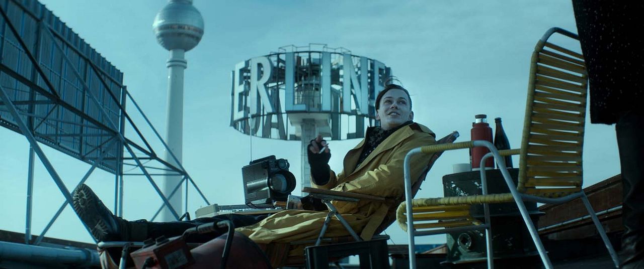 Atómica : Foto Bill Skarsgård