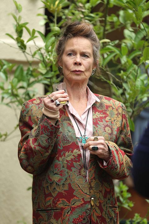 Better Things : Foto Celia Imrie