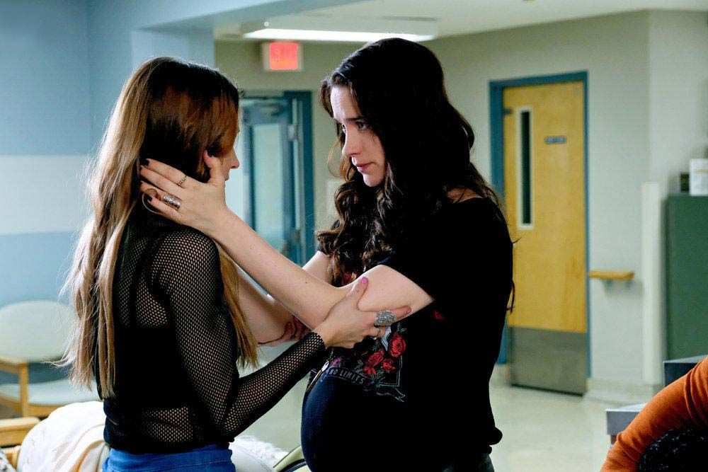 Wynonna Earp : Foto Melanie Scrofano