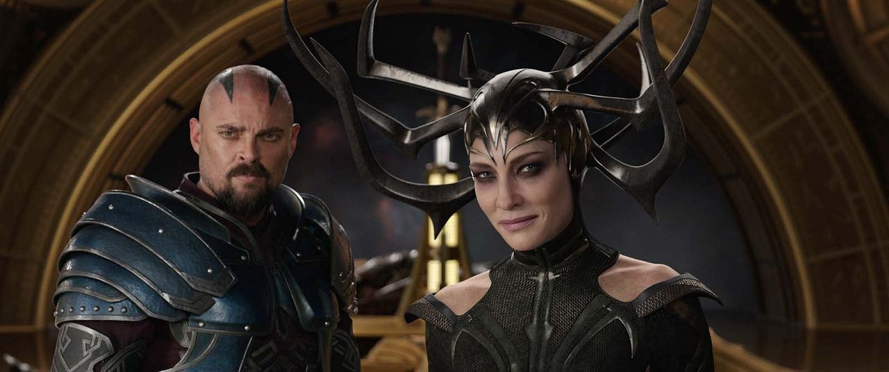 Thor: Ragnarok : Foto Cate Blanchett, Karl Urban