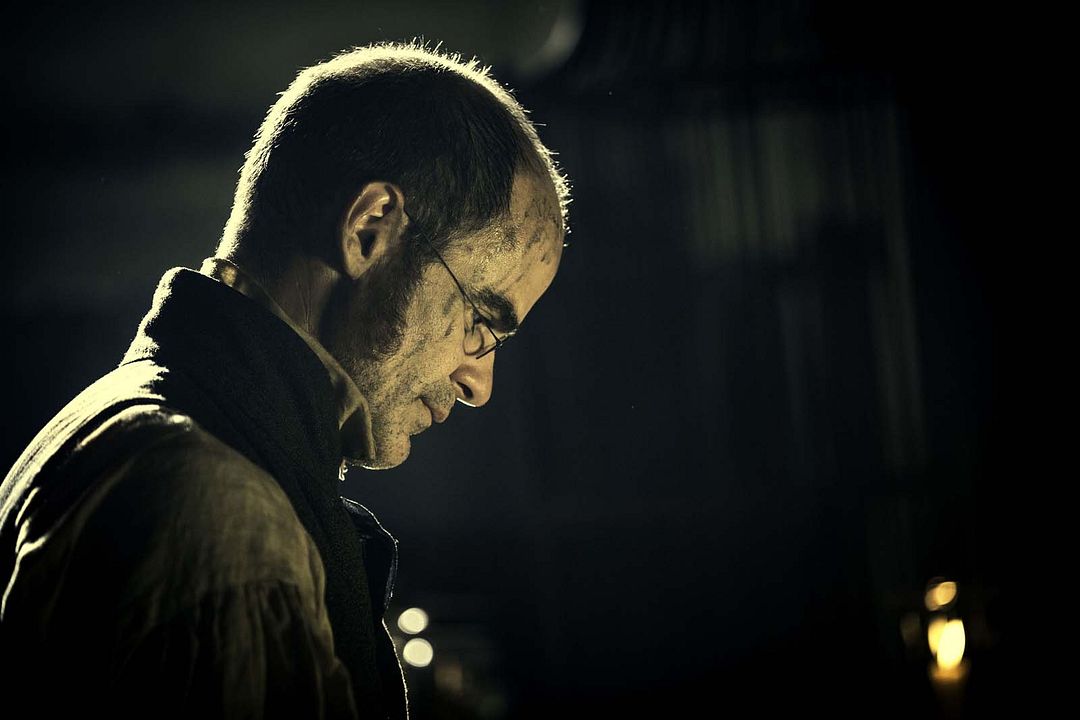 Tabú : Póster Michael Kelly