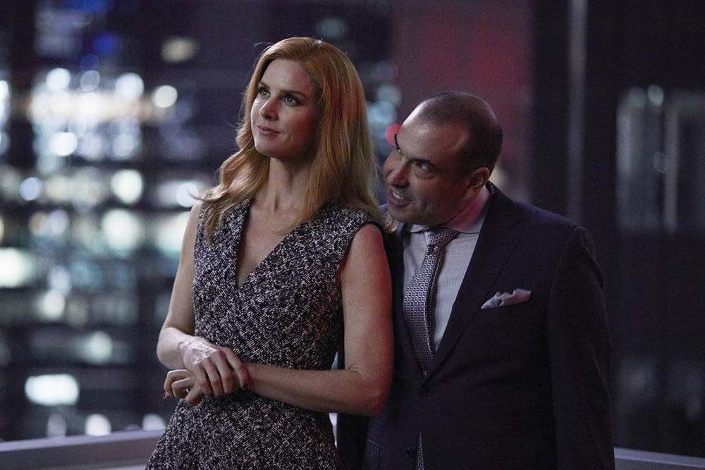 Suits : Foto Rick Hoffman, Sarah Rafferty