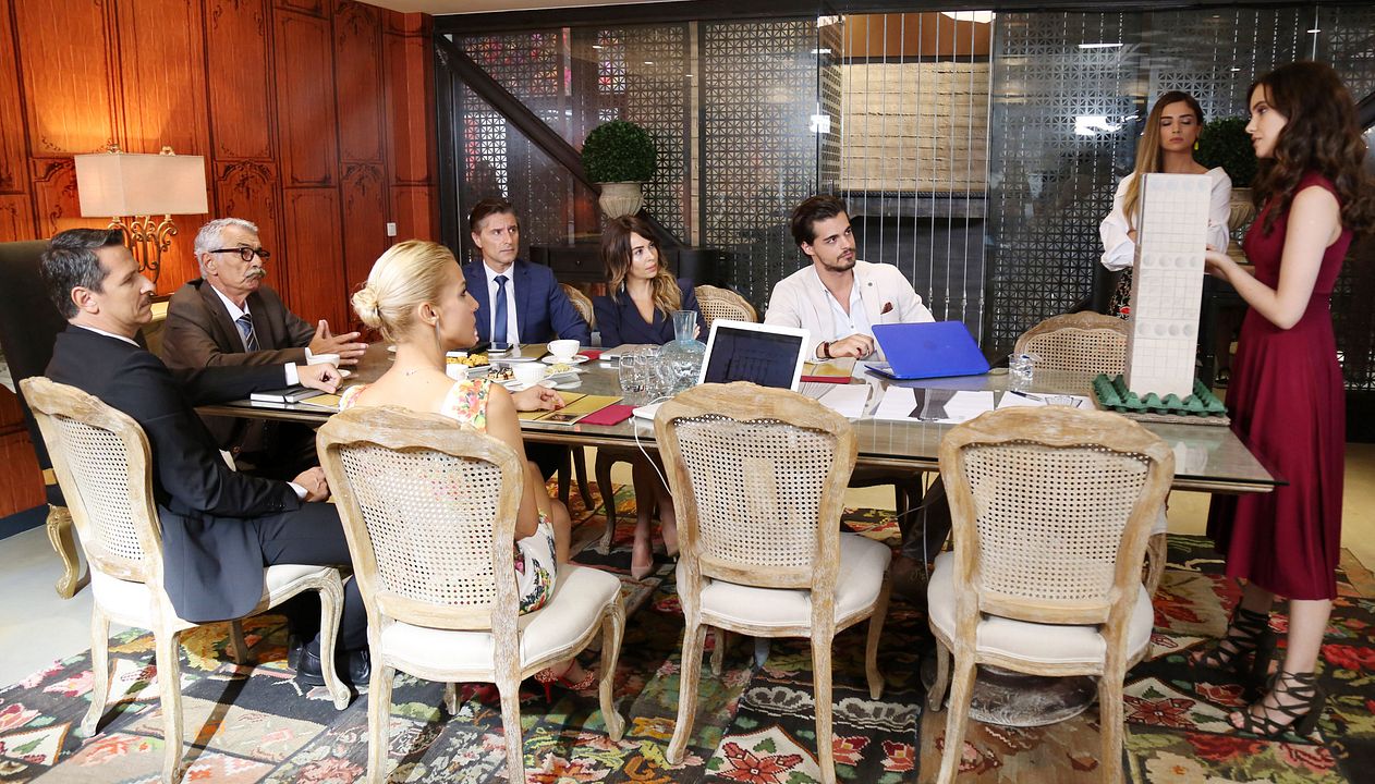 Cennet: todo vuelve : Foto