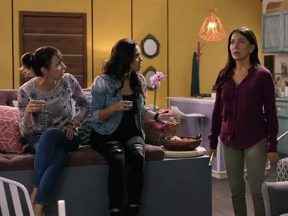 ¿Cómo matar a un esposo muerto? : Foto