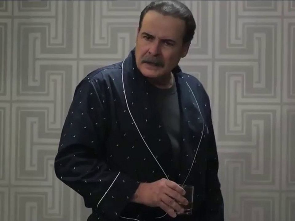 ¿Cómo matar a un esposo muerto? : Foto