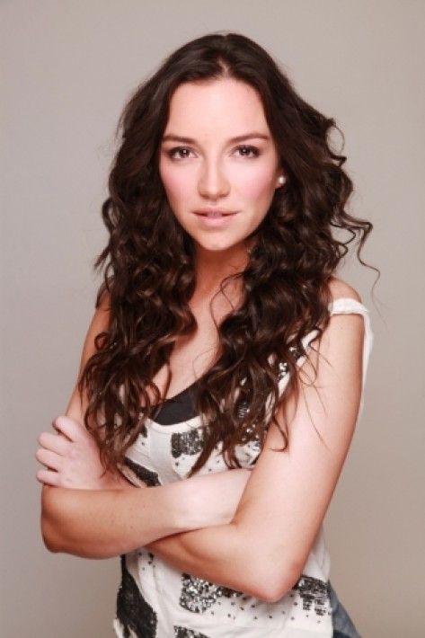 Póster Regina Blandón