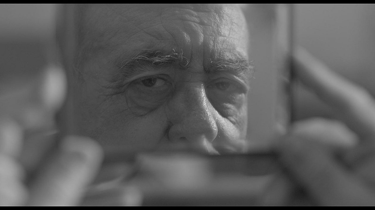 La familia (Dementia) : Foto