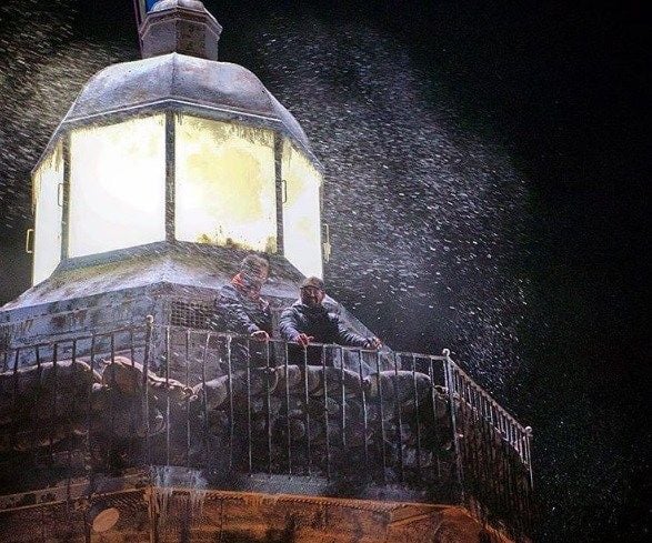 La piel fría : Cobertura de revista