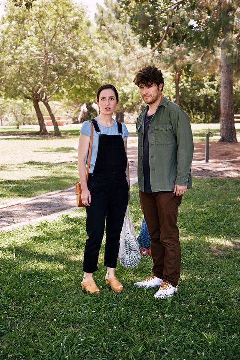 Foto Zoe Lister-Jones, Adam Pally