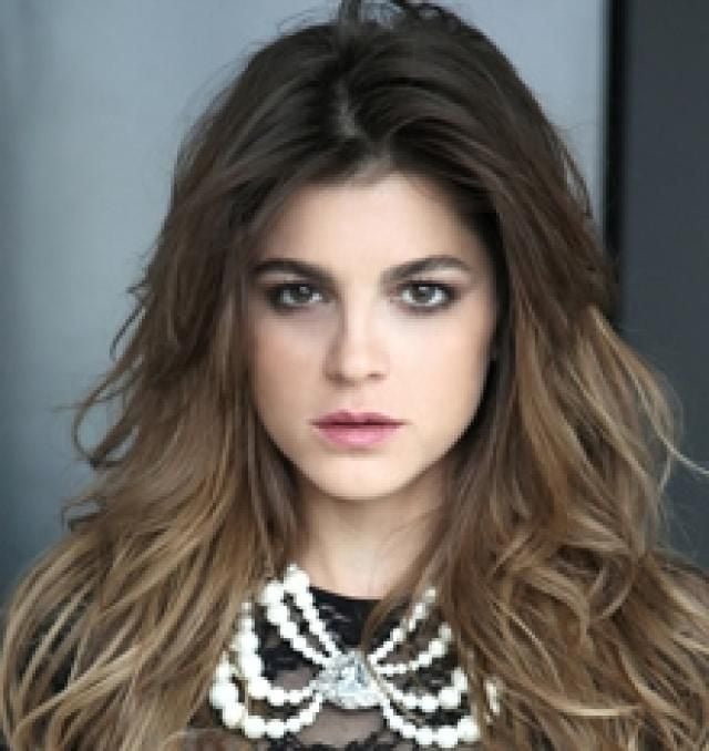 Póster Irene Azuela