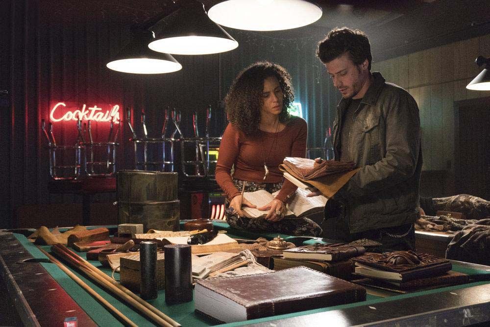 Foto François Arnaud, Parisa Fitz-Henley