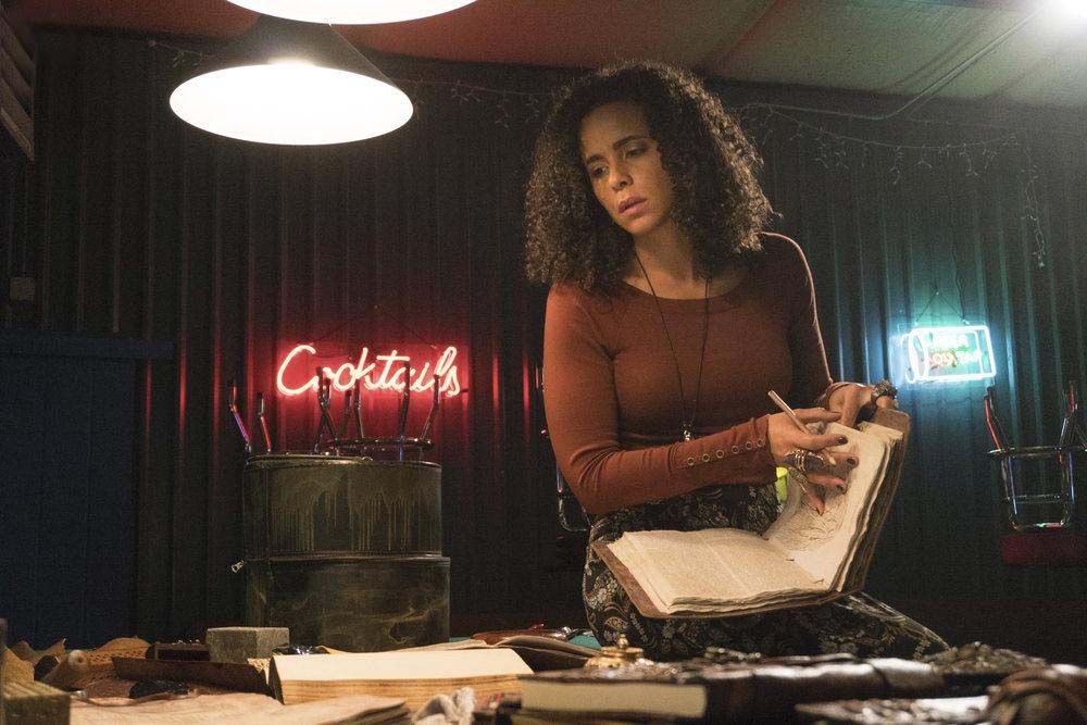 Foto Parisa Fitz-Henley