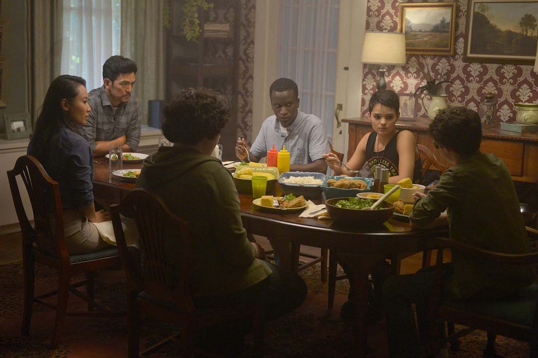 Foto John Cho, Brianna Hildebrand