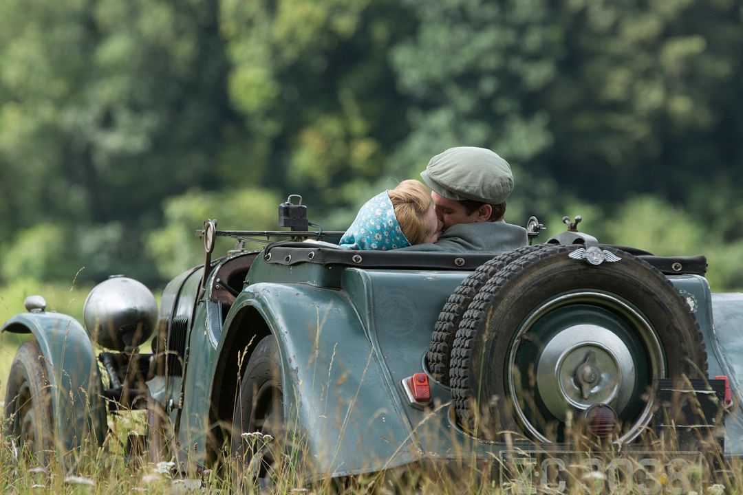Una razón para vivir : Foto Claire Foy, Andrew Garfield
