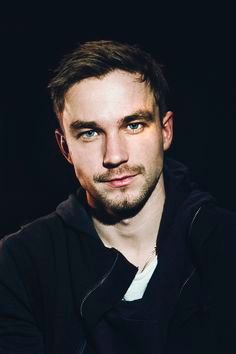 Póster Alexander Petrov (II)