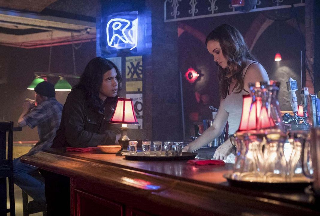 Flash : Foto Carlos Valdes, Danielle Panabaker
