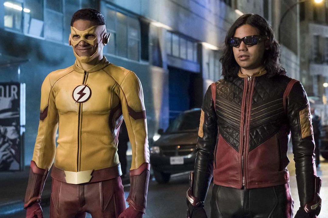 Flash : Póster Grant Gustin, Carlos Valdes