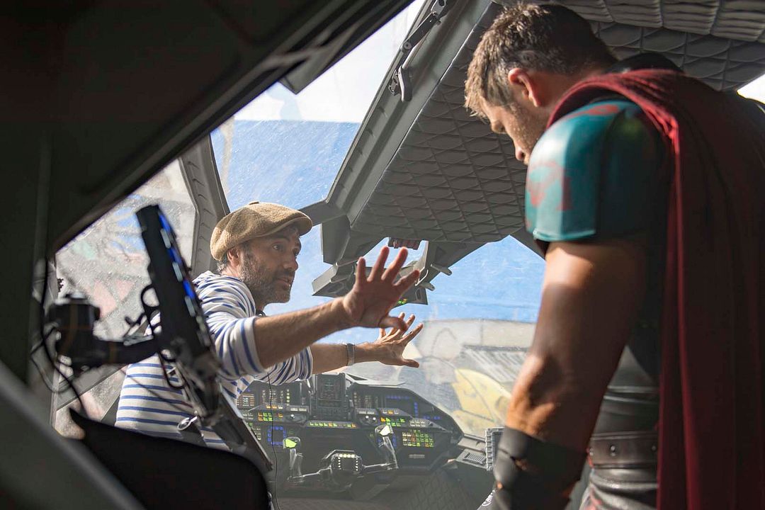 Thor: Ragnarok : Foto Chris Hemsworth, Taika Waititi