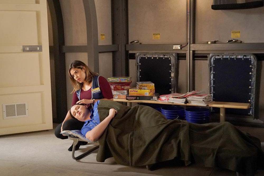 Superstore : Foto America Ferrera, Nichole Bloom