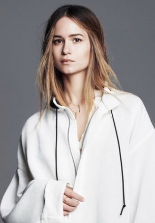 Póster Katherine Waterston