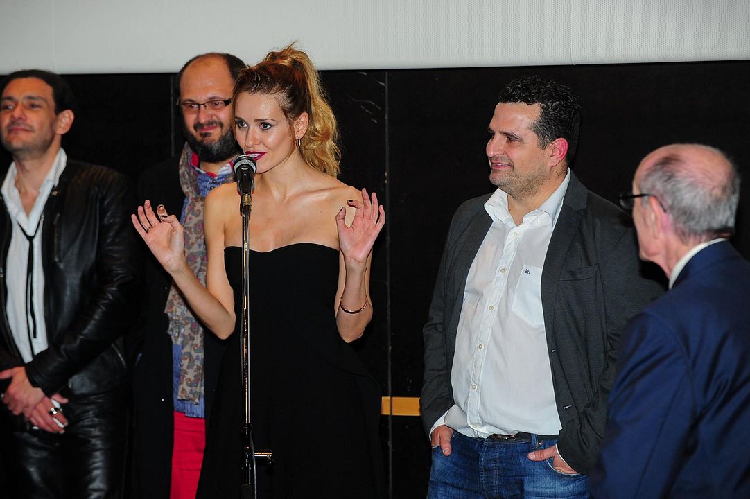 Reverso : Cobertura de revista