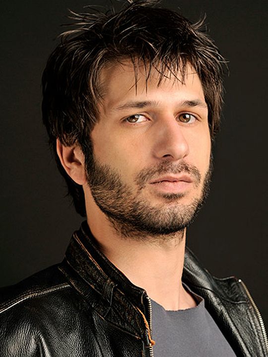 Póster Ushan Çakır