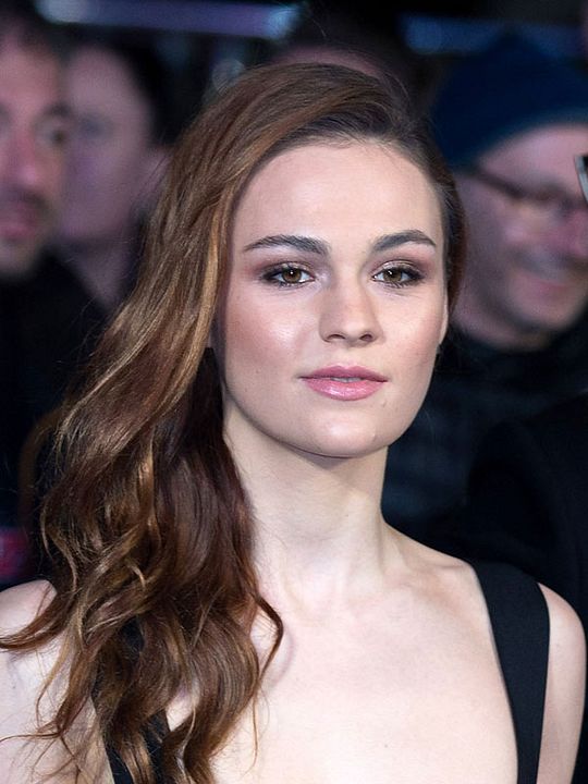 Póster Sophie Skelton