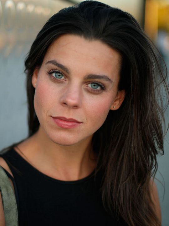 Póster Clara Alvarado