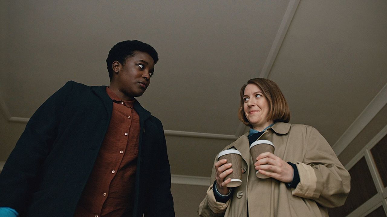 Foto Wunmi Mosaku, Gemma Whelan