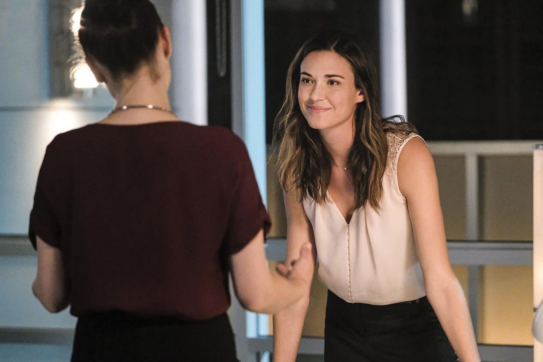 Supergirl : Foto Odette Annable