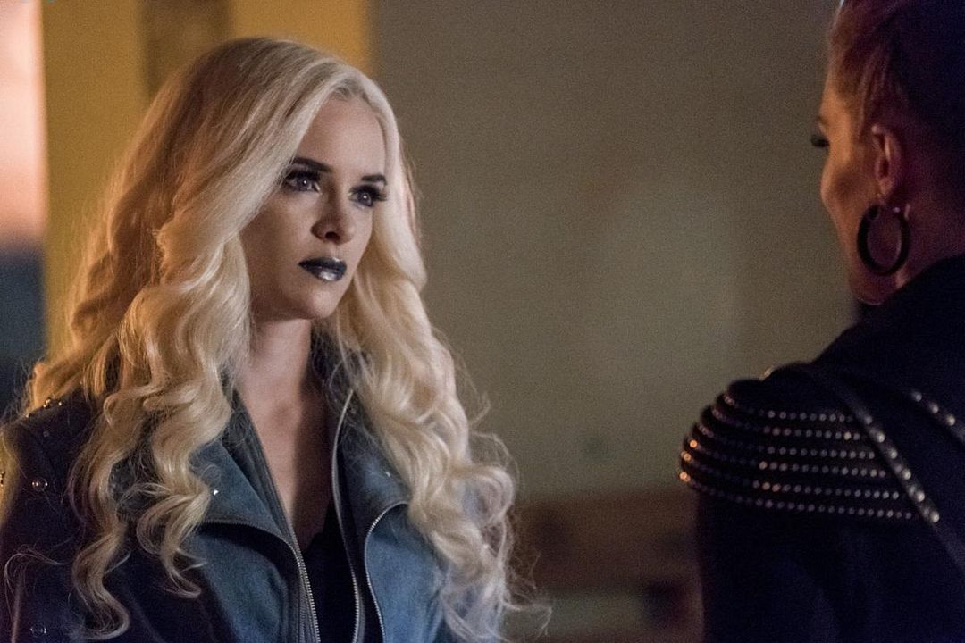 Flash : Foto Danielle Panabaker