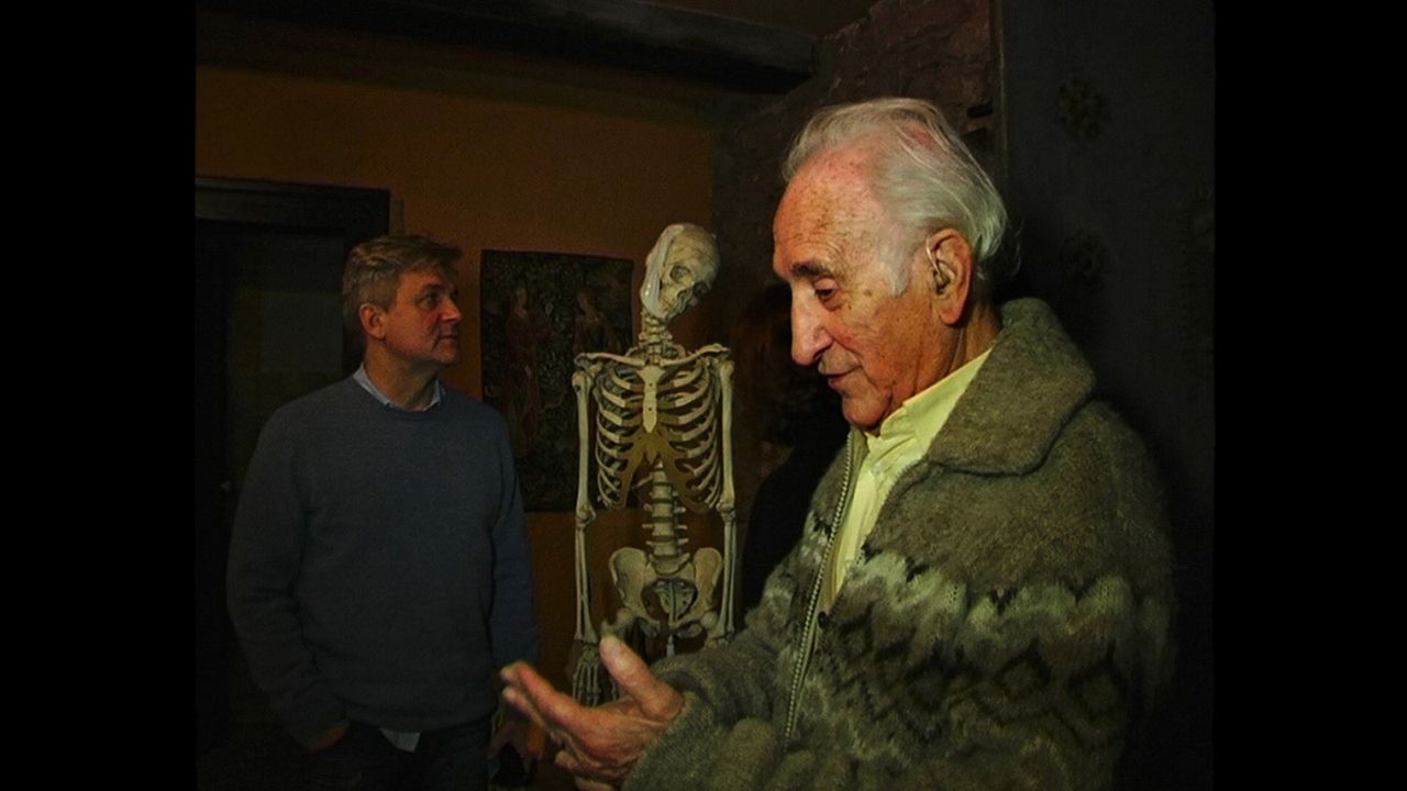 Muchos hijos, un mono y un castillo : Foto