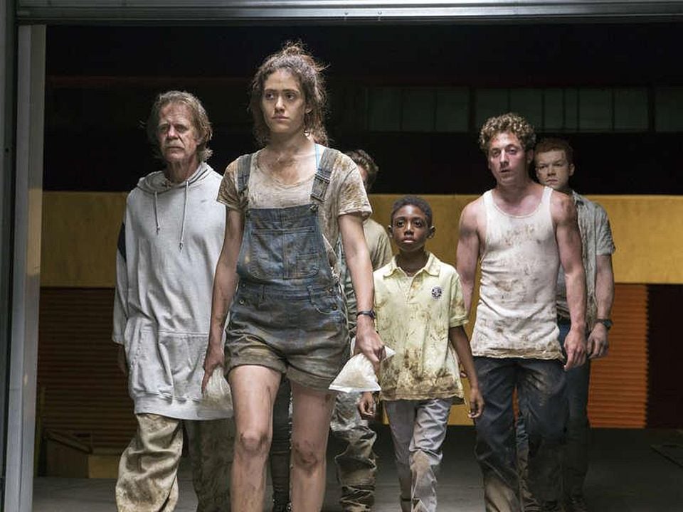 Foto Jeremy Allen White, William H. Macy, Emmy Rossum, Christian Isaiah
