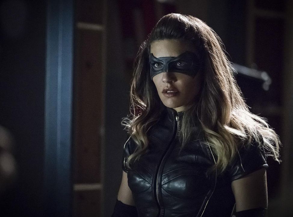 Arrow : Foto Juliana Harkavy